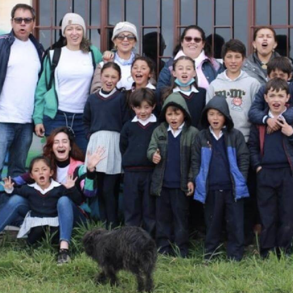 Donación segura para apoyar la misión de Fundación Conciencia del Amor con alimentos, ropa y programas comunitarios